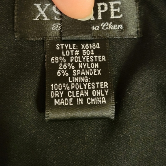 Xscape By Joanna Chen Button Satiny Top Jacket Women's Size 6 Eggplant Purple. - Picture 11 of 11